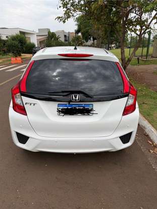 HONDA-FIT-2015