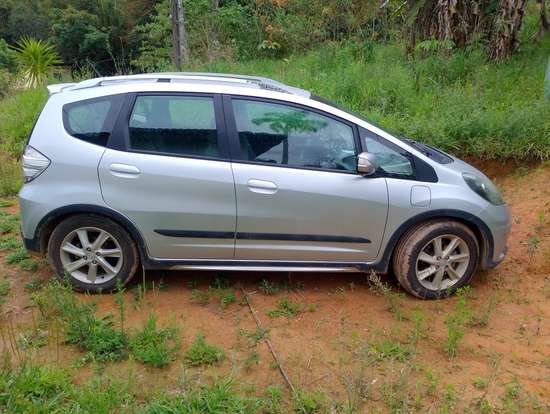 HONDA-FIT-2013