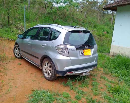 HONDA-FIT-2013