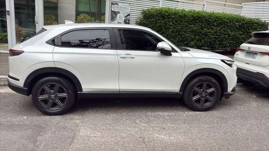 HONDA-HR-V-2023