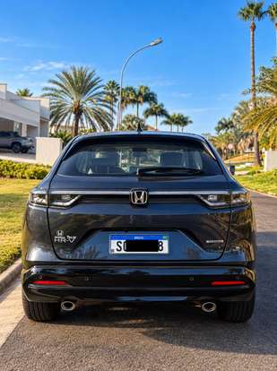 HONDA-HR-V-2023