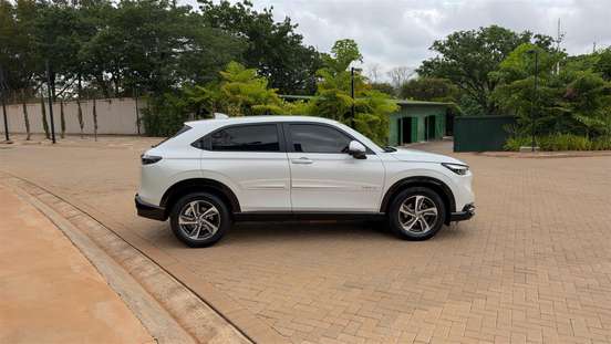 HONDA-HR-V-2024