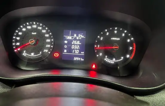 HYUNDAI-HB20-2024