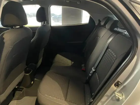 HYUNDAI-HB20-2023