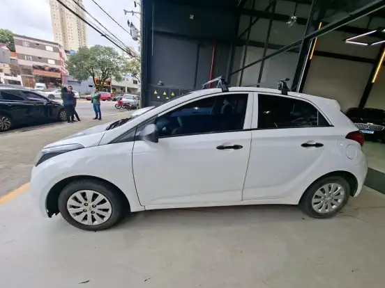 HYUNDAI-HB20-2018