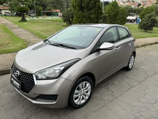 HYUNDAI-HB20-2018