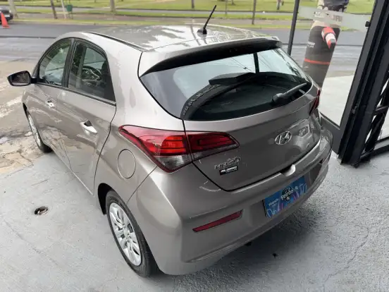 HYUNDAI-HB20-2018