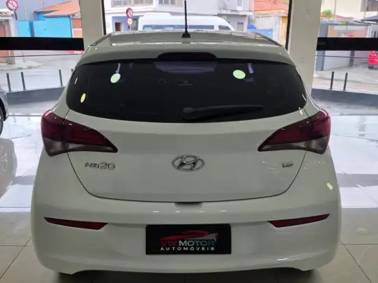 HYUNDAI-HB20-1.6 COMFORT PLUS 16V FLEX 4P MANUAL HYUNDAI-HB20-2019