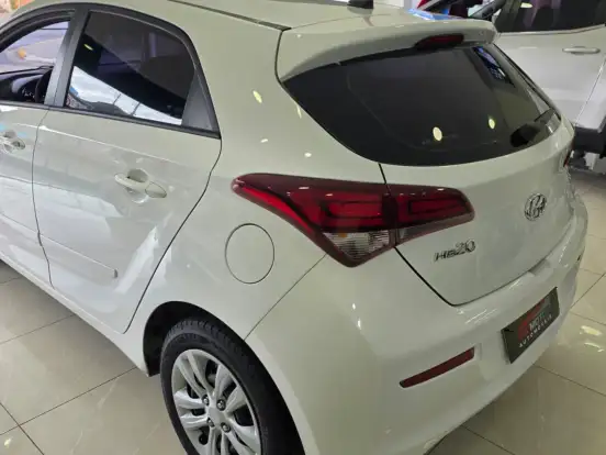 HYUNDAI-HB20-1.6 COMFORT PLUS 16V FLEX 4P MANUAL HYUNDAI-HB20-2019