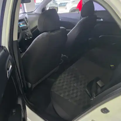 HYUNDAI-HB20-2019