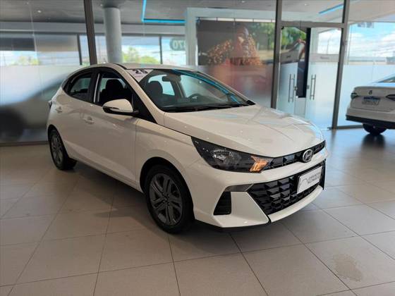 HYUNDAI HB20 1.0 12V FLEX COMFORT PLUS MANUAL