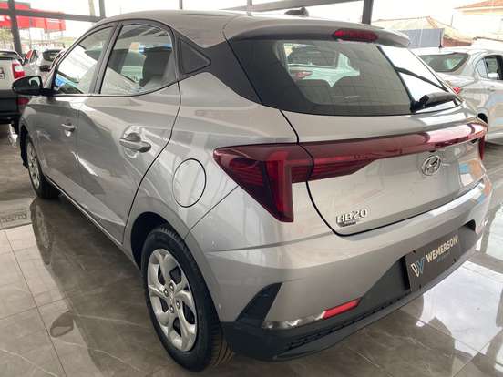 HYUNDAI-HB20-1.0 12V FLEX COMFORT PLUS MANUAL HYUNDAI-HB20-2023