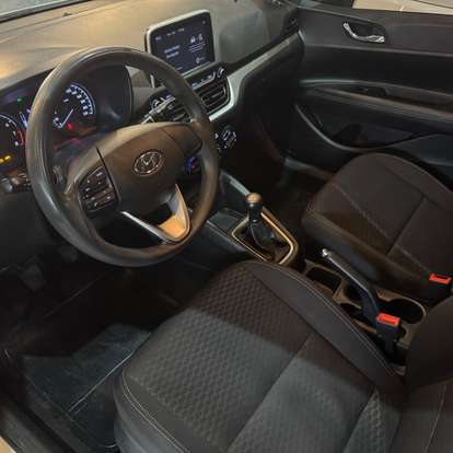 HYUNDAI-HB20-2022