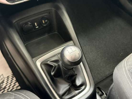 HYUNDAI-HB20-2020