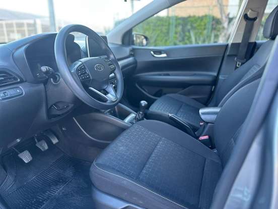 HYUNDAI-HB20-2024