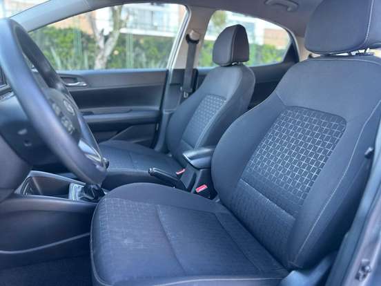 HYUNDAI-HB20-2024