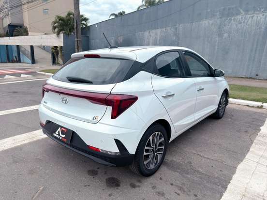 HYUNDAI-HB20-2023