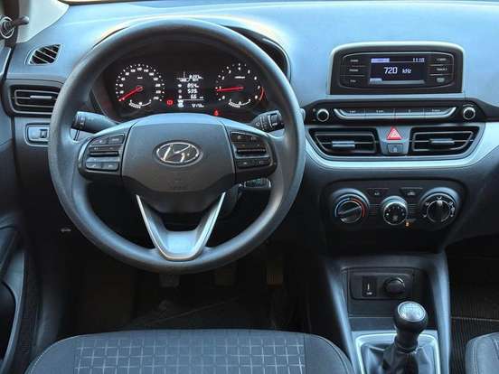 HYUNDAI-HB20-2024