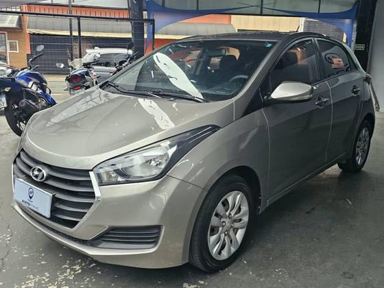 HYUNDAI HB20 1.0 COMFORT 12V FLEX 4P MANUAL