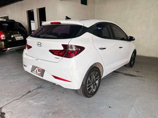 HYUNDAI-HB20-2022