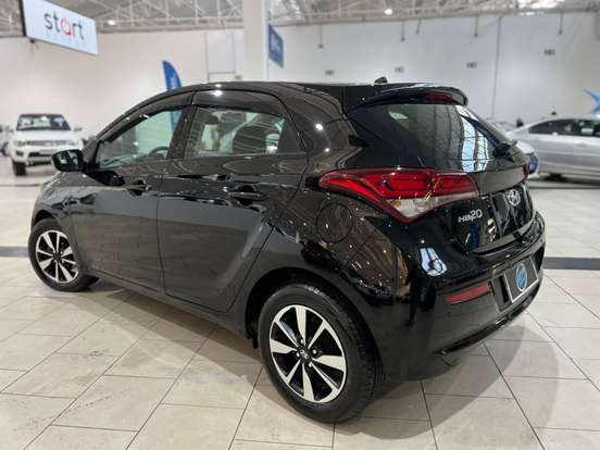 HYUNDAI-HB20-2018