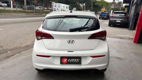 HYUNDAI-HB20-2018