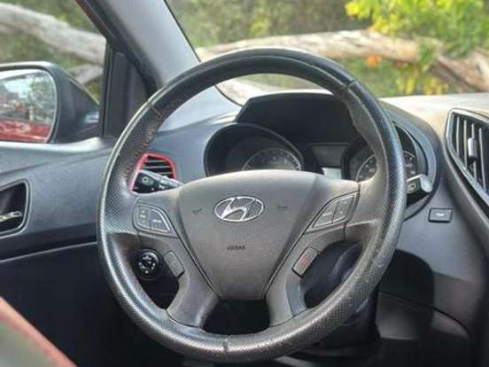 HYUNDAI-HB20-1.6 R SPEC 16V FLEX 4P MANUAL HYUNDAI-HB20-2016