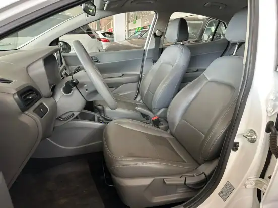 HYUNDAI-HB20S-1.0 TGDI FLEX COMFORT PLUS AUTOMÁTICO HYUNDAI-HB20S-2023