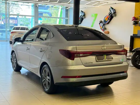 HYUNDAI-HB20S-1.0 TGDI FLEX COMFORT PLUS AUTOMÁTICO HYUNDAI-HB20S-2024