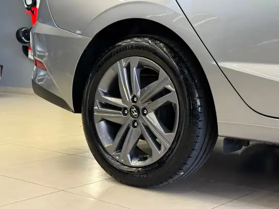 HYUNDAI-HB20S-2024