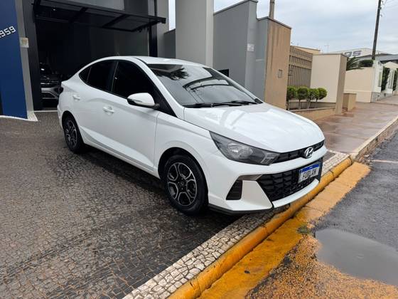 HYUNDAI HB20S 1.0 12V FLEX COMFORT MANUAL
