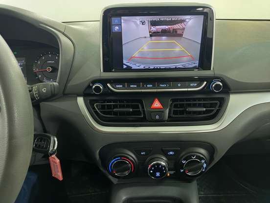 HYUNDAI-HB20S-2024