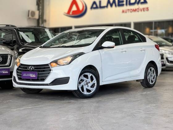 HYUNDAI HB20S 1.0 COMFORT PLUS 12V FLEX 4P MANUAL