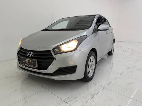 HYUNDAI HB20S 1.0 COMFORT PLUS 12V FLEX 4P MANUAL