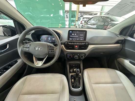 HYUNDAI-HB20S-2023