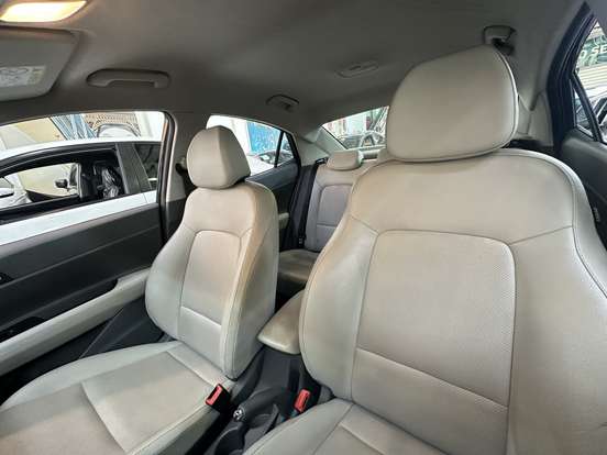 HYUNDAI-HB20S-2023