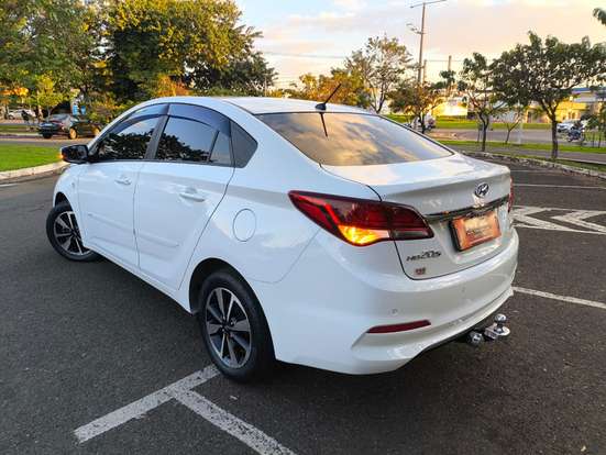 HYUNDAI-HB20S-1.6 5 ANOS 16V FLEX 4P AUTOMÁTICO HYUNDAI-HB20S-2017