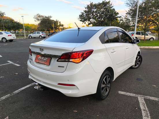 HYUNDAI-HB20S-2017
