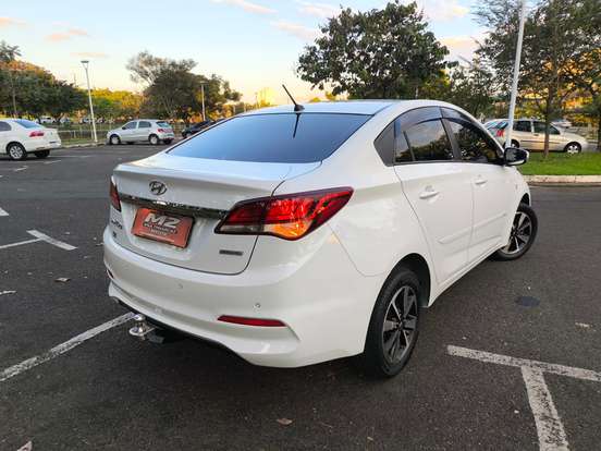 HYUNDAI-HB20S-1.6 5 ANOS 16V FLEX 4P AUTOMÁTICO HYUNDAI-HB20S-2017