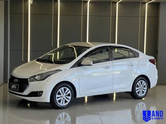 HYUNDAI HB20S 1.6 COMFORT PLUS 16V FLEX 4P AUTOMÁTICO
