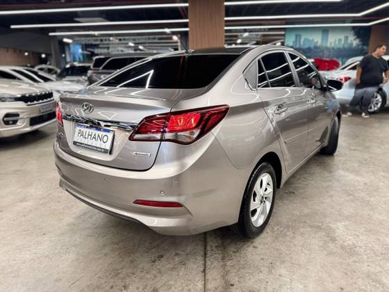 HYUNDAI HB20S 1.6 PREMIUM 16V FLEX 4P AUTOMÁTICO