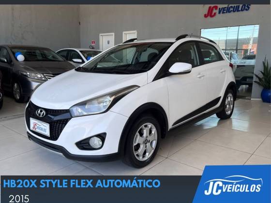 HYUNDAI HB20X 1.6 16V STYLE FLEX 4P AUTOMÁTICO