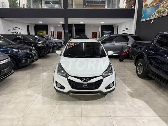 HYUNDAI HB20X 1.6 16V STYLE FLEX 4P AUTOMÁTICO