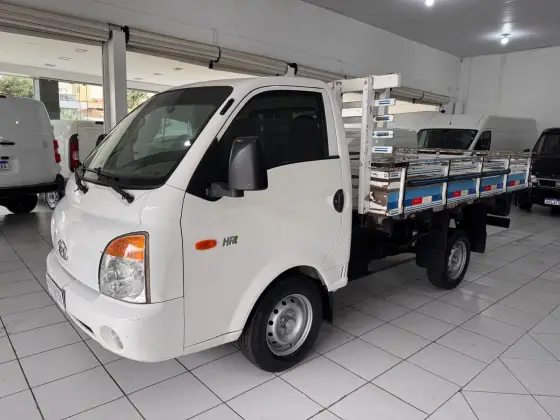 HYUNDAI HR 2.5 TCI HD LONGO COM CAÇAMBA 4X2 8V 94CV TURBO INTERCOOLER DIESEL 2P MANUAL