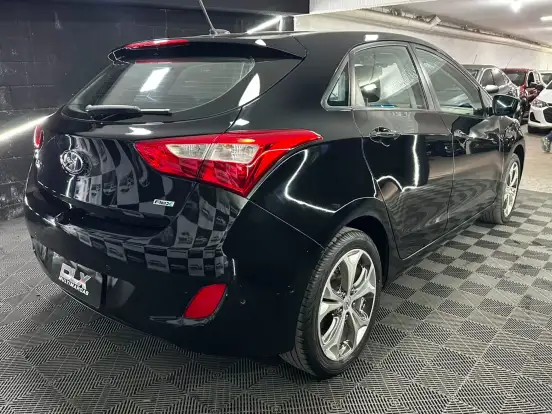 HYUNDAI-I30-2012