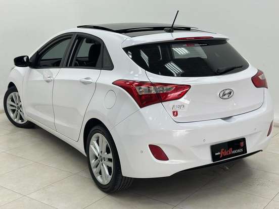 HYUNDAI-I30-1.8 MPI 16V GASOLINA 4P AUTOMATICO HYUNDAI-I30-2016