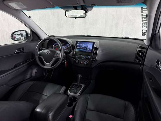 HYUNDAI-I30-2010