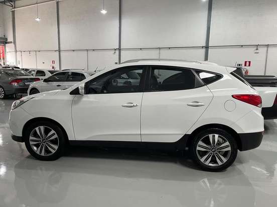 HYUNDAI-IX35-2.0 MPFI GL 16V FLEX 4P AUTOMÁTICO HYUNDAI-IX35-2017