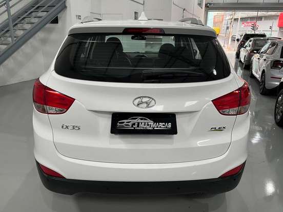 HYUNDAI-IX35-2.0 MPFI GL 16V FLEX 4P AUTOMÁTICO HYUNDAI-IX35-2017