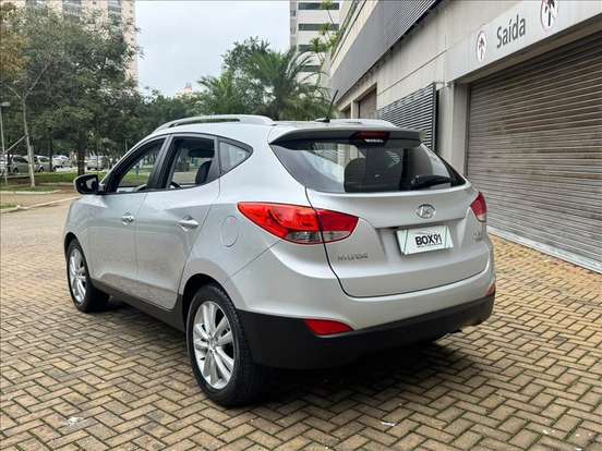 HYUNDAI-IX35-2.0 MPI 4X2 16V FLEX 4P AUTOMÁTICO HYUNDAI-IX35-2013